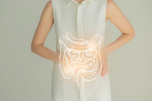 Dr. Jakub Wiącek explică: ce este microbiomul intestinal și de ce influențează sănătatea?