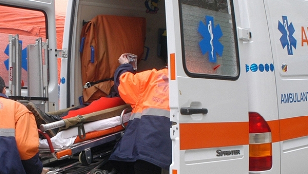 Biciclist rănit în urma unui accident rutier