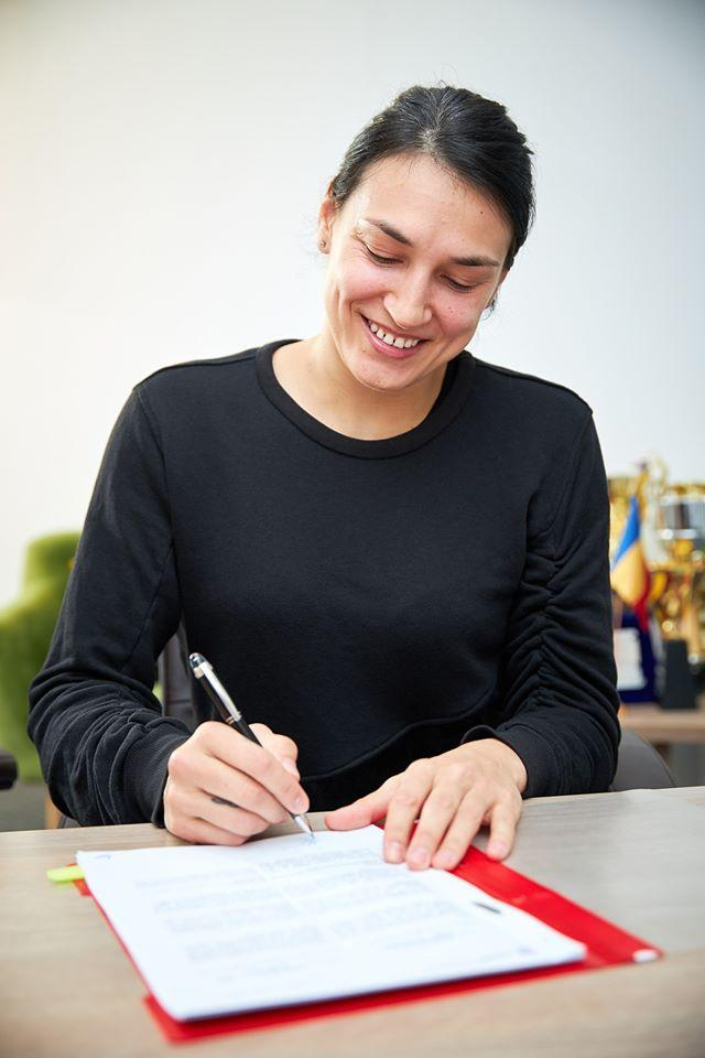 Cristina Neagu, în continuare la CSM