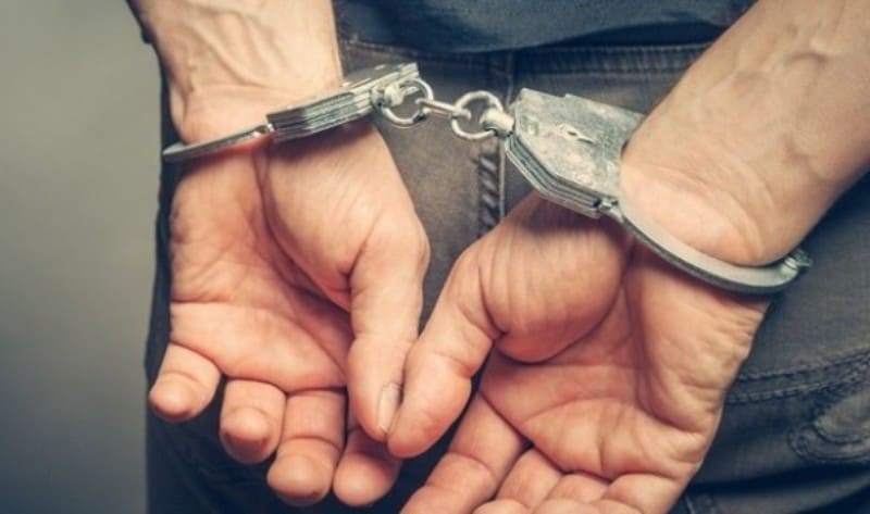 Pensionar arestat în cazul de pedofilie pentru transferul la alt liceu