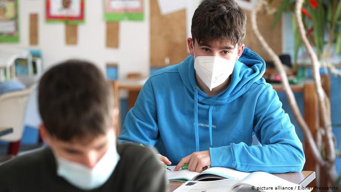 Miercuri, încep evaluările naţionale la clasele a VI-a