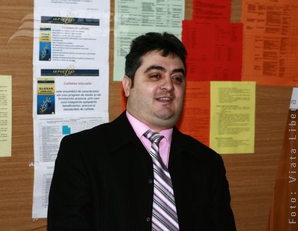 Inspectorii şcolari s-au pus cu burta pe proiecte