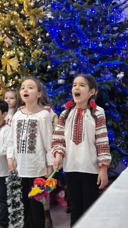 Căutăm spiriduşi ai lui Moş Crăciun, pentru concursul anual de colinde al „Vieţii libere”