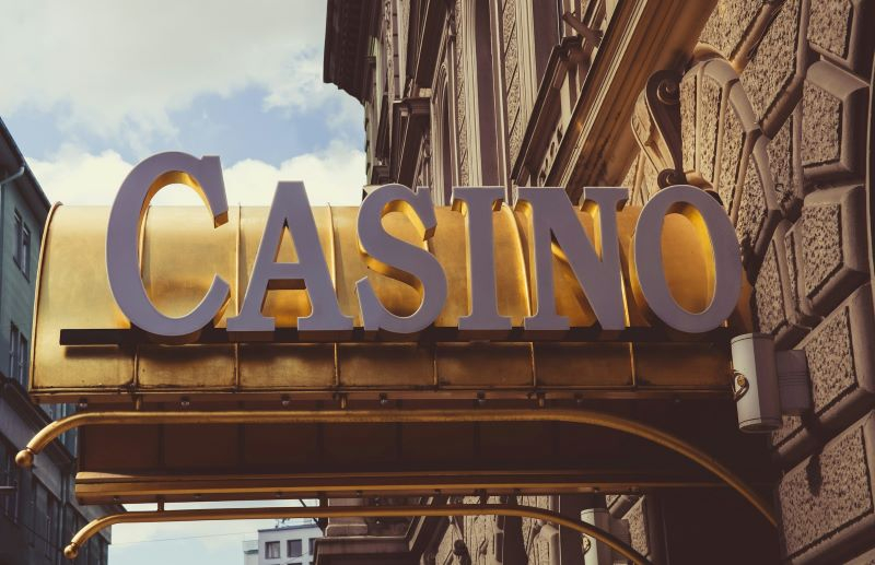 Cum se încadrează cazinoul online în stilul individual de petrecere a timpului liber: opinia experților Swiper Casino