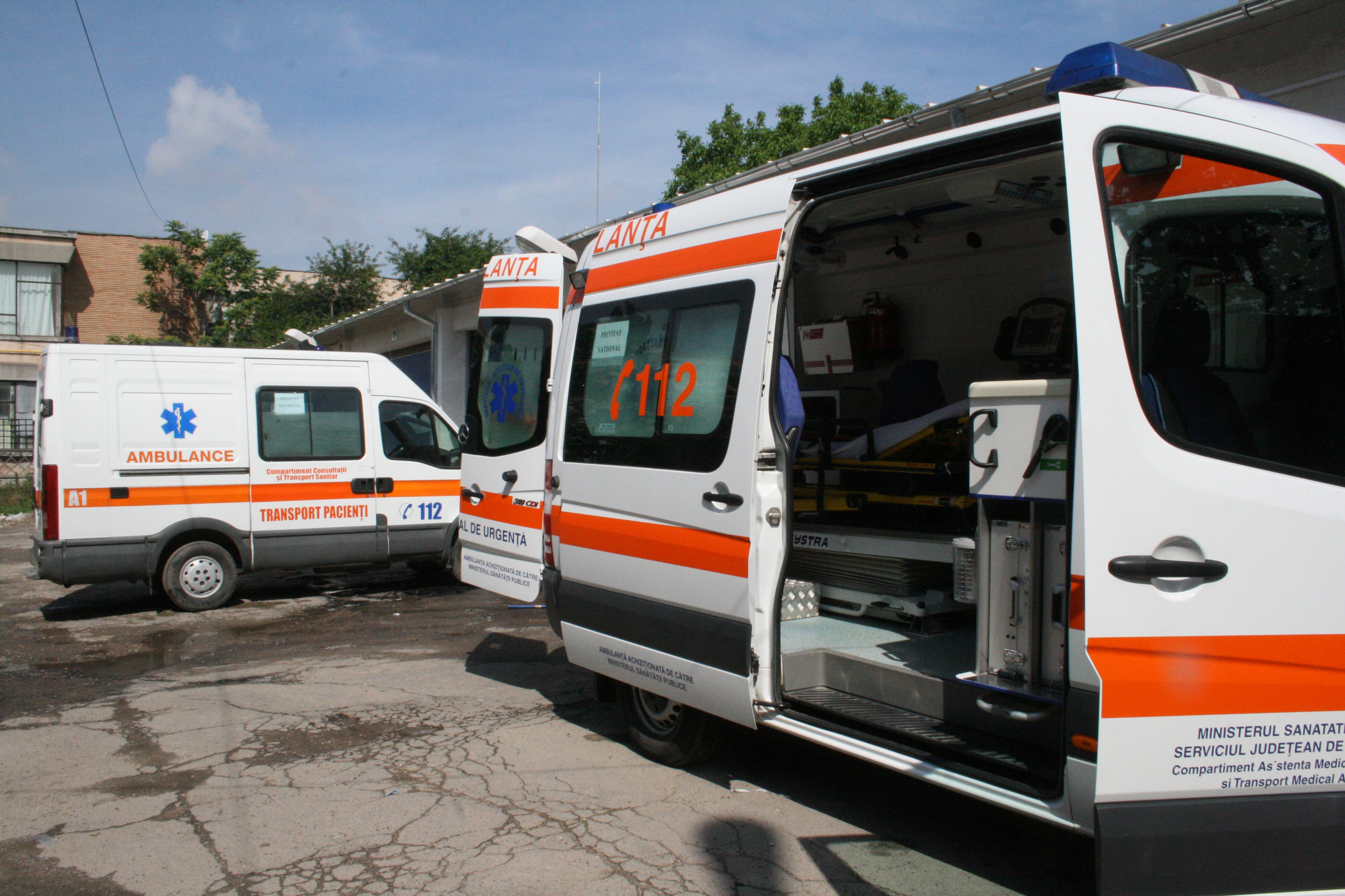 Adolescent din Bereşti Meria, bătut şi tăiat cu târpanul
