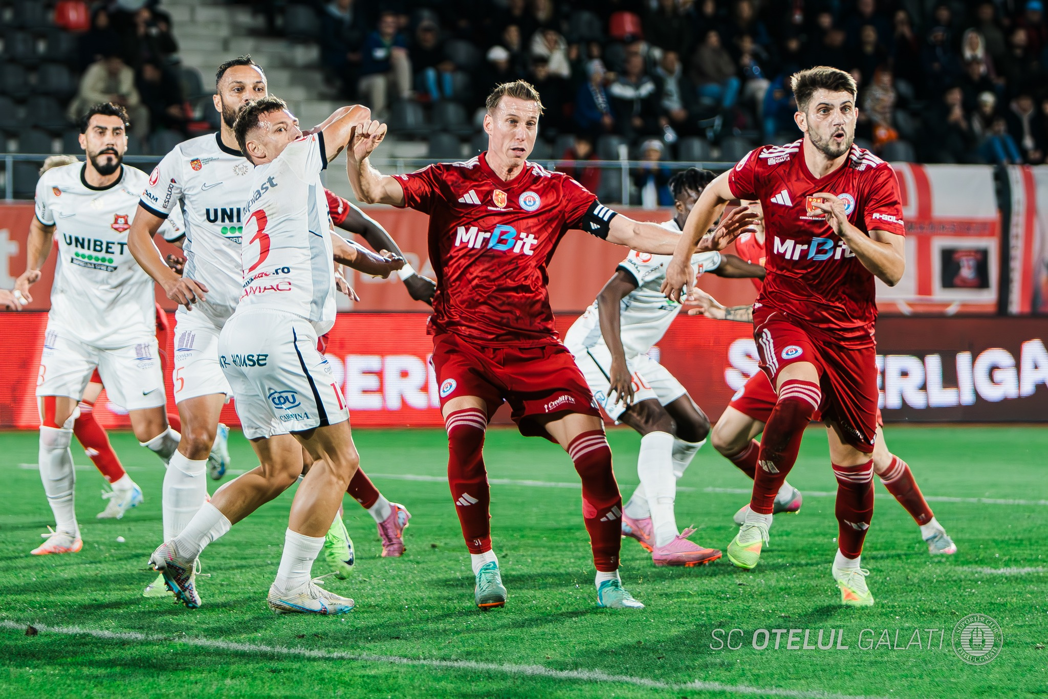 Oțelul – Farul: derbi pentru clasarea în play-off