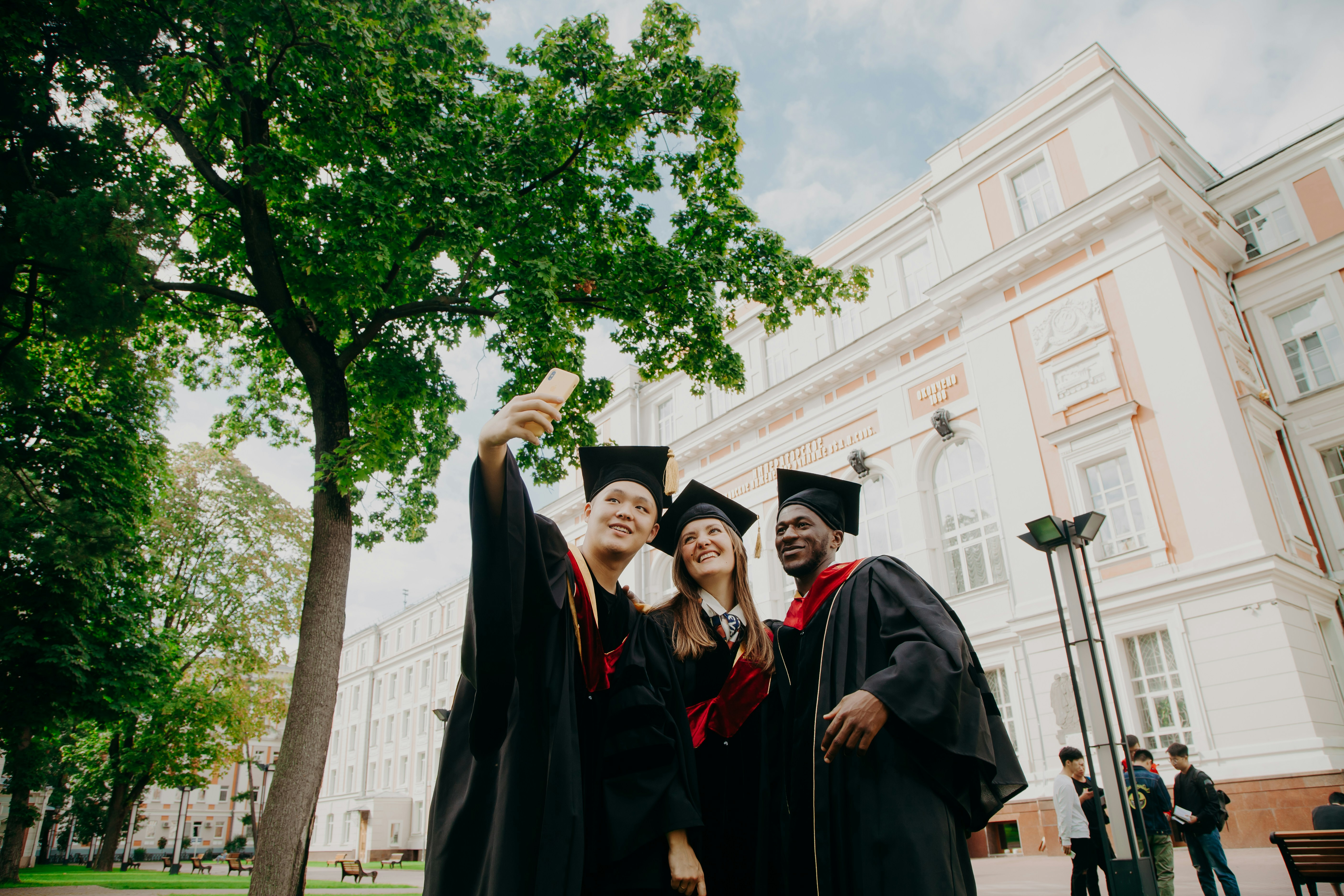 Burse de studiu pentru elevi de liceu, prin United World Colleges