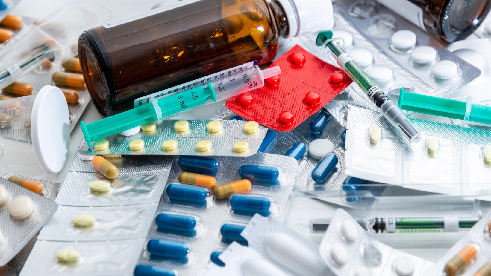 Spitalele gălățene, obligate să primească deșeurile farmaceutice de la populație