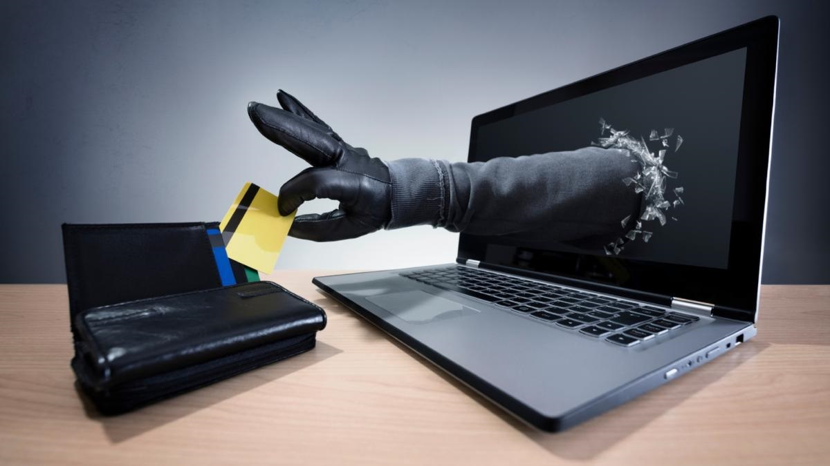 Reguli de aur pentru protecția împotriva fraudelor online
