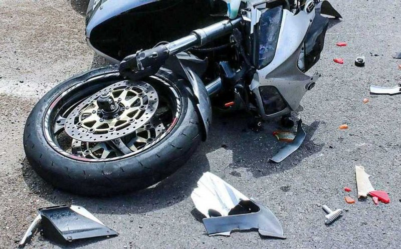 UPDATE: Accident grav pe Coșbuc. Un motociclist a murit