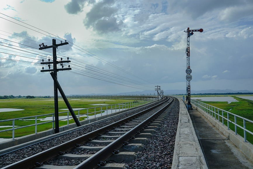 Firma gălățeană Arcada va moderniza o cale ferată foarte importantă