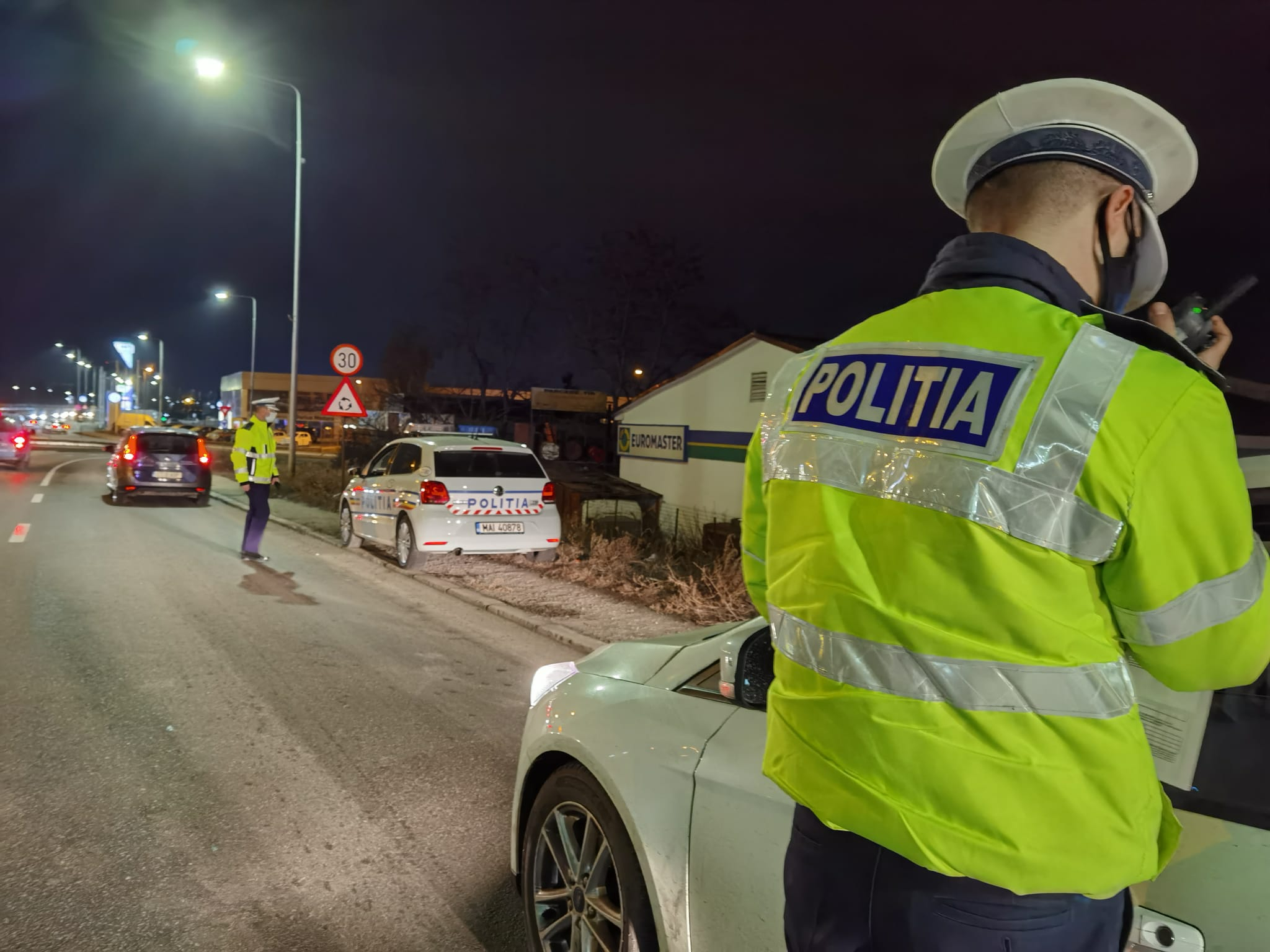 Șoferii gălățeni, ”răpuși” de tentațiile din târguri