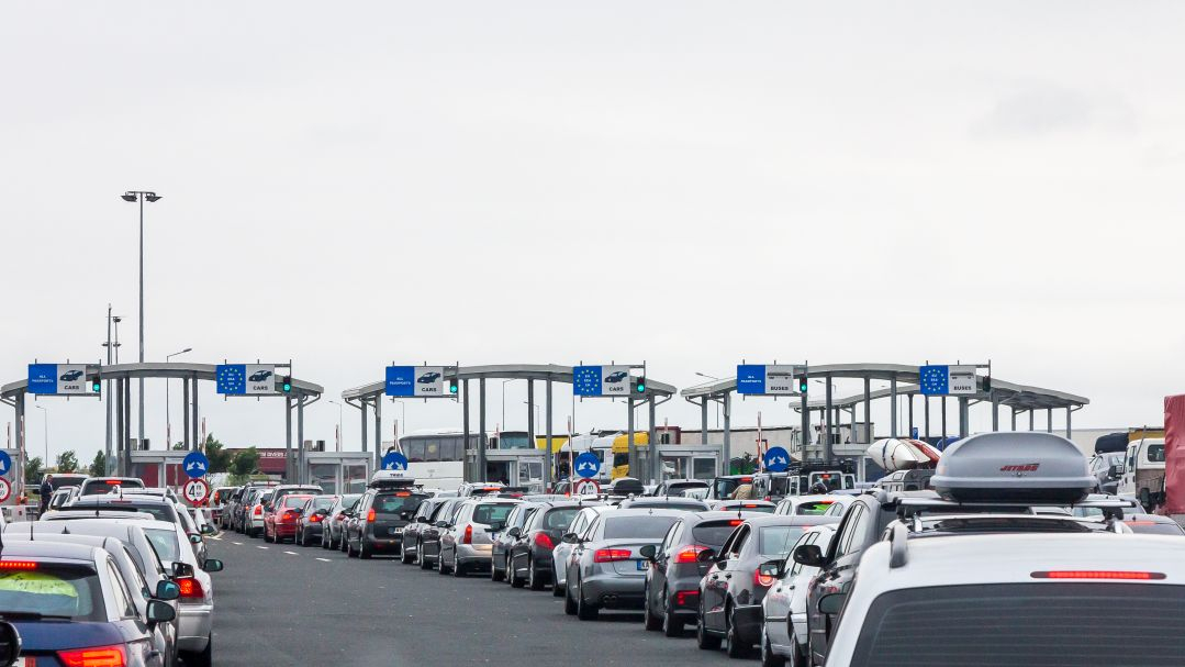 Din ce în ce mai mulţi gălăţeni revin din străinătate