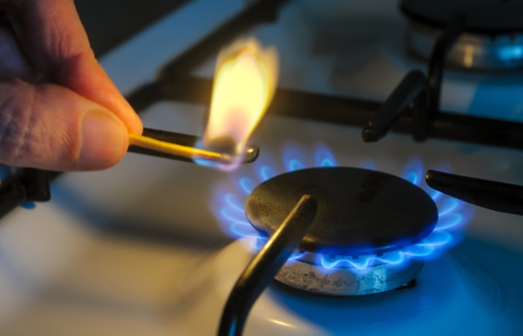 Prețul gazelor rămâne plafonat pentru populație şi iarna viitoare