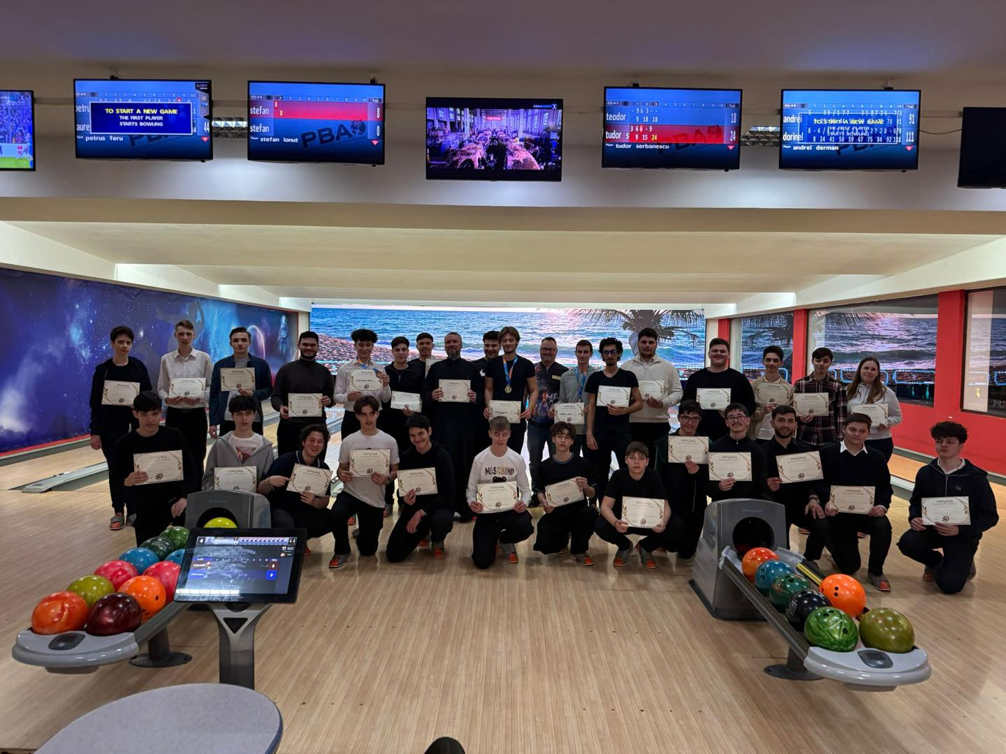 Relaxare la bowling pentru elevii seminariști