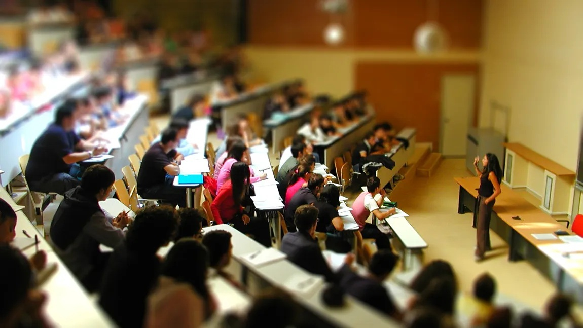 Studenții, „strigăt de revoltă” către guvernanți