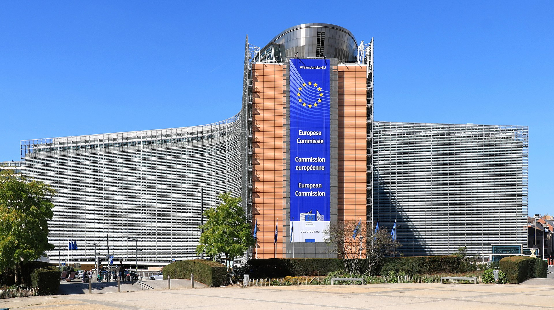 Uniunea Europeană a aprobat împrumutul de 90 miliarde de euro pentru Ucraina
