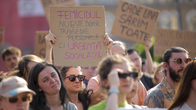 Parlamentul a adoptat „Legea femicidului”