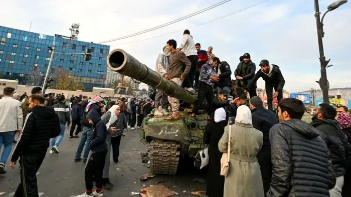 Siria – Regimul Bashar al-Assad s-a prăbușit! Rebelii au cucerit Damascul!