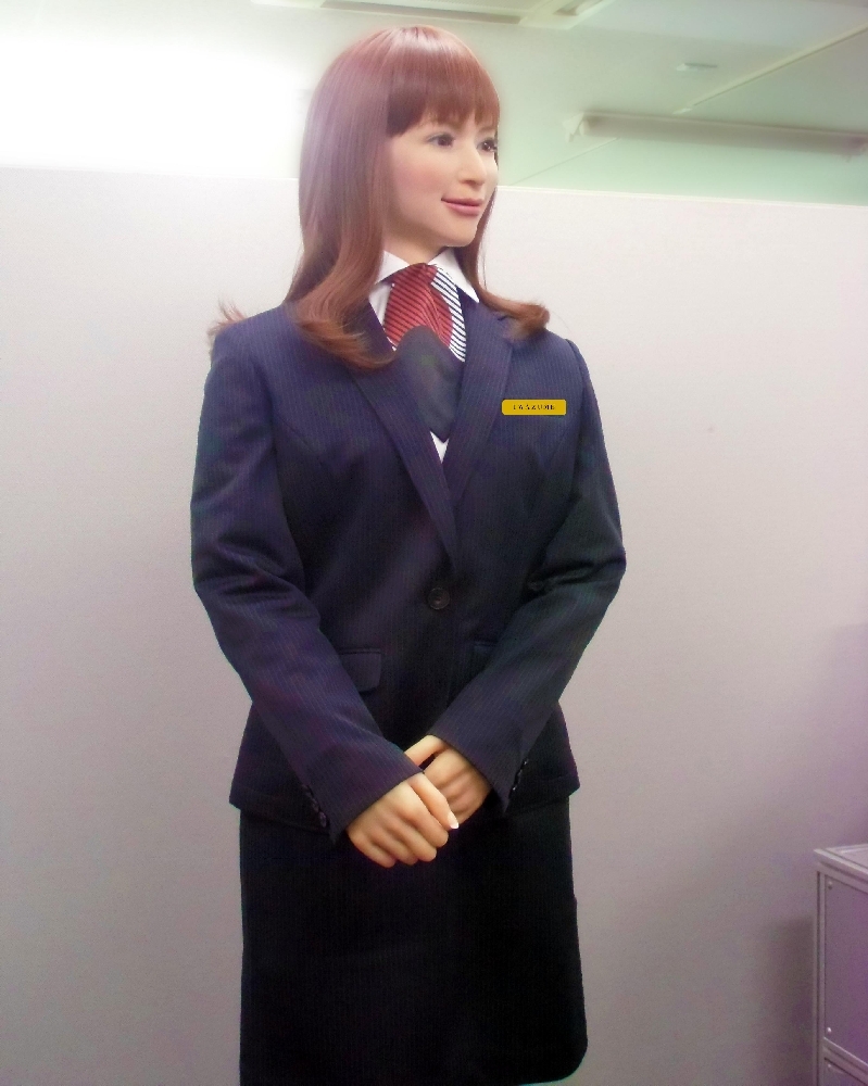 Hotelul al cărui personal e format din roboţi