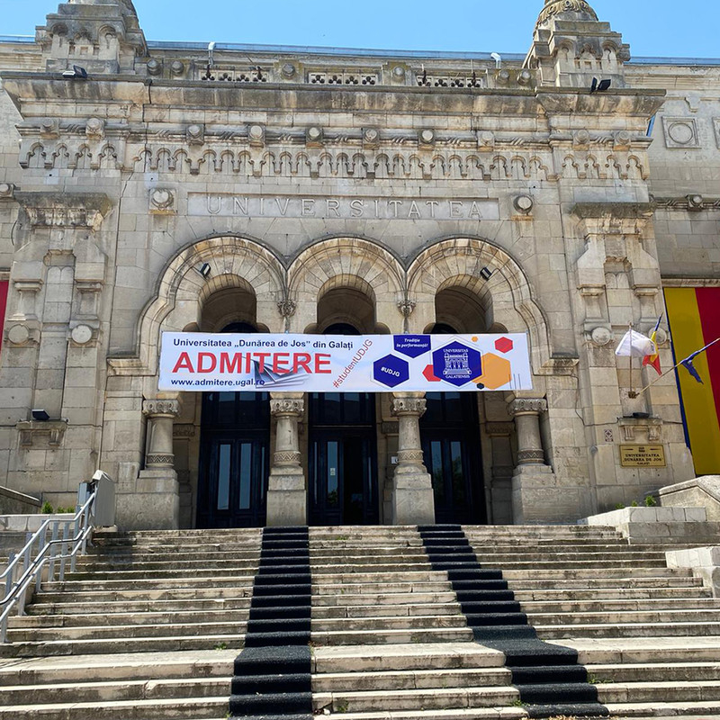 Începe admiterea la Universitatea "Dunărea de Jos". Câte locuri sunt, când se susţin probele şi cine este scutit de taxă