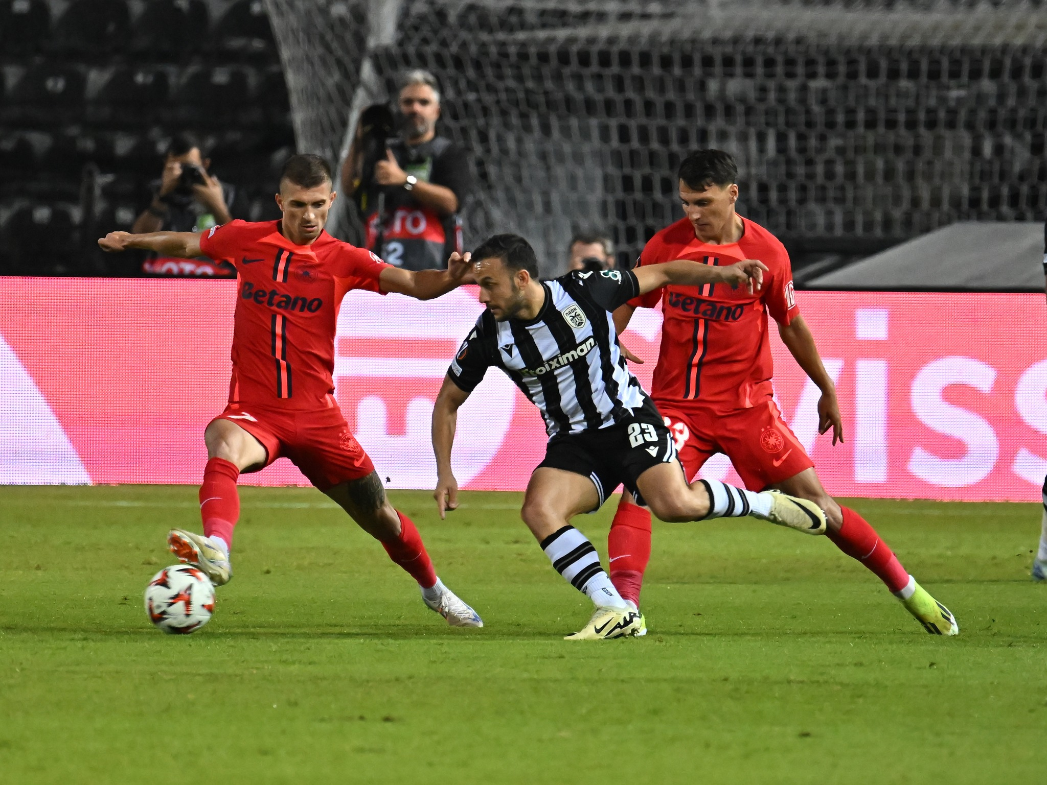 Rangers - FCSB, joi seară, de la ora 22:00