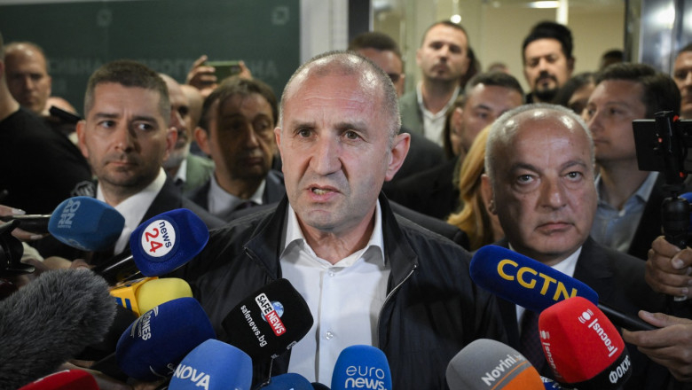 „Bulgaria progresistă” revendică victoria, Kremlinul reacționează
