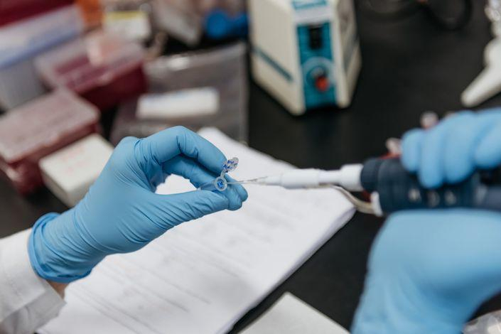 392 de noi cazuri de infectare cu coronavirus, la nivel național, în 24 de ore