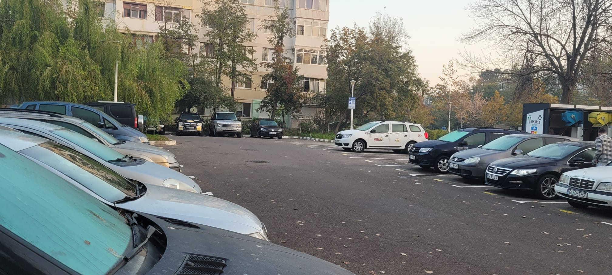 Primăria așteaptă cererile de la cetățenii care și-au rezervat locuri de parcare