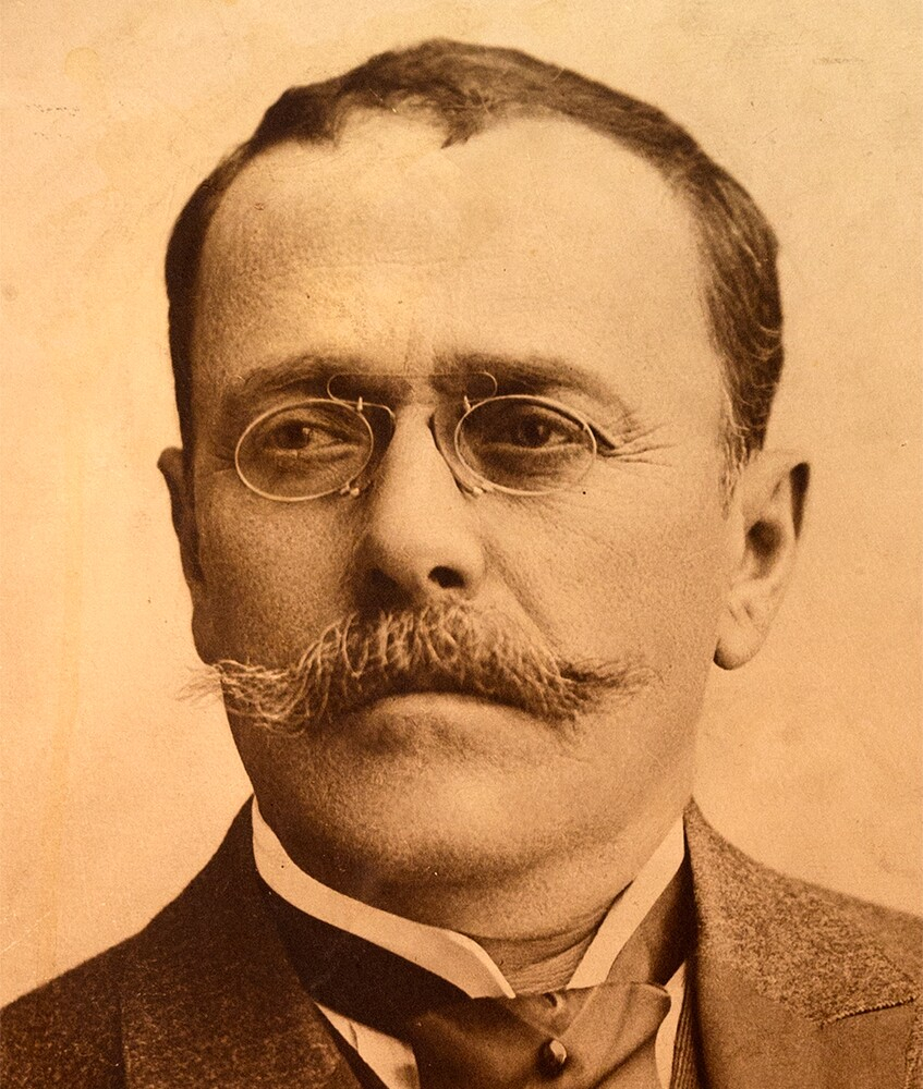 REMEMBER. Ion Luca Caragiale (1852-1912)