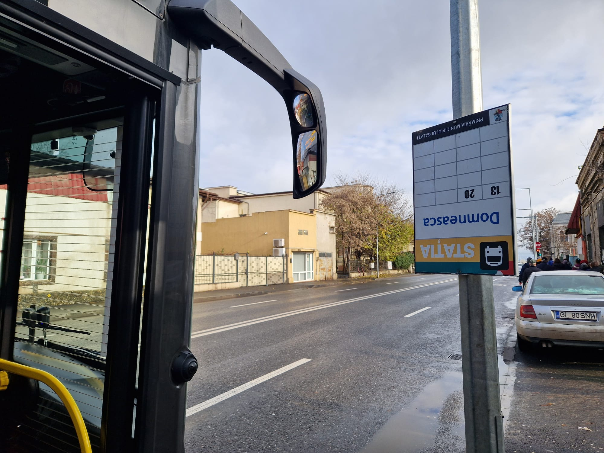 Poza zilei. Cu fundu-n sus de Ziua Naţională!
