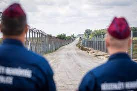 Traficanții de persoane, eliberați cu miile de Ungaria