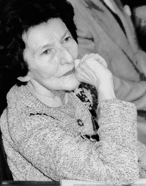 Cariere. Zoe Dumitrescu–Buşulenga, intelectual luminos într-o lume decadentă