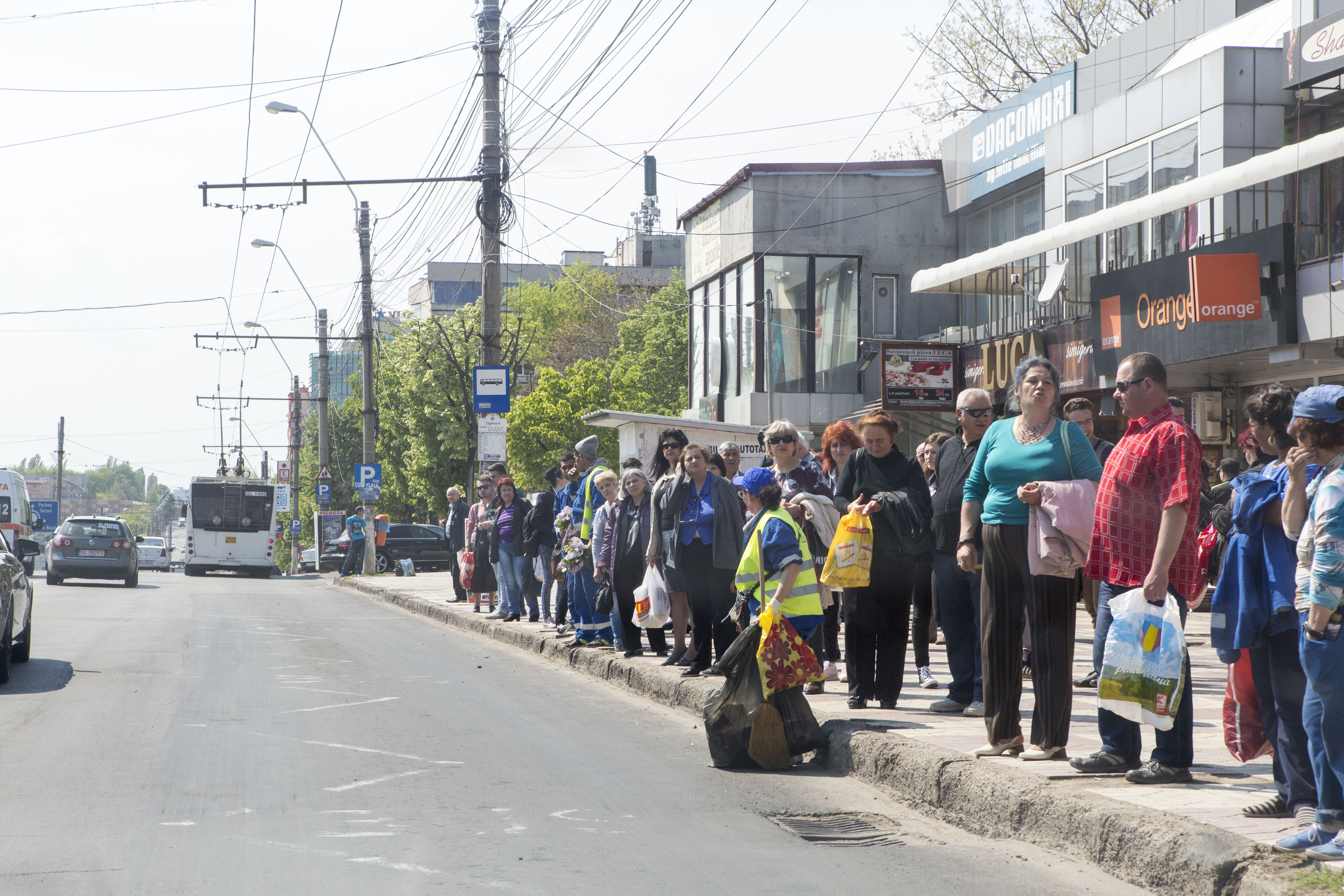 Se prelungesc sau nu licenţele? Transportul cu MAXI-TAXI, la mâna consilierilor