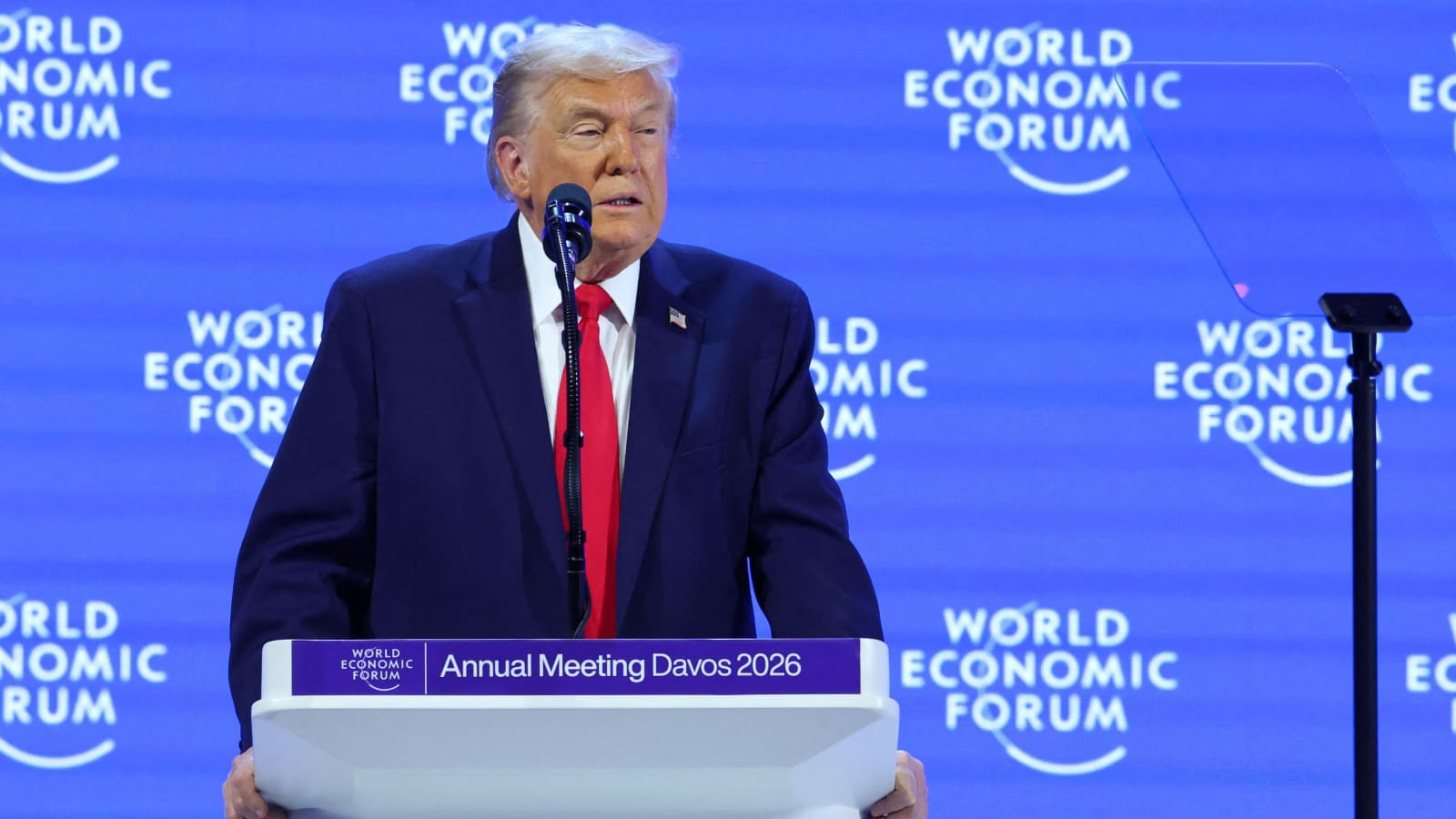 Trump: „Nu voi folosi forța în Groenlanda”