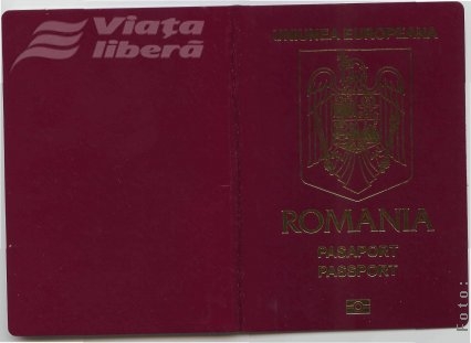 Începe era paşapoartelor biometrice 