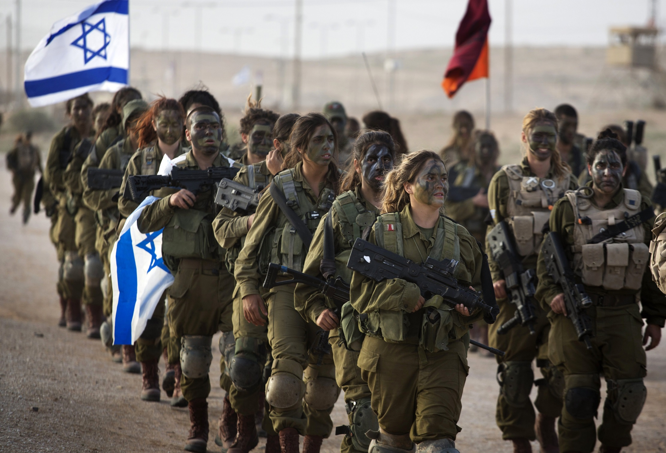 Israelul prelungește serviciul militar obligatoriu