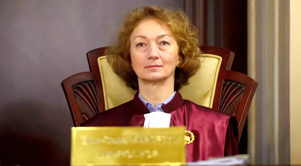 „Să nu uiți, Simina!”. Scrisoare deschisă către președinta CCR