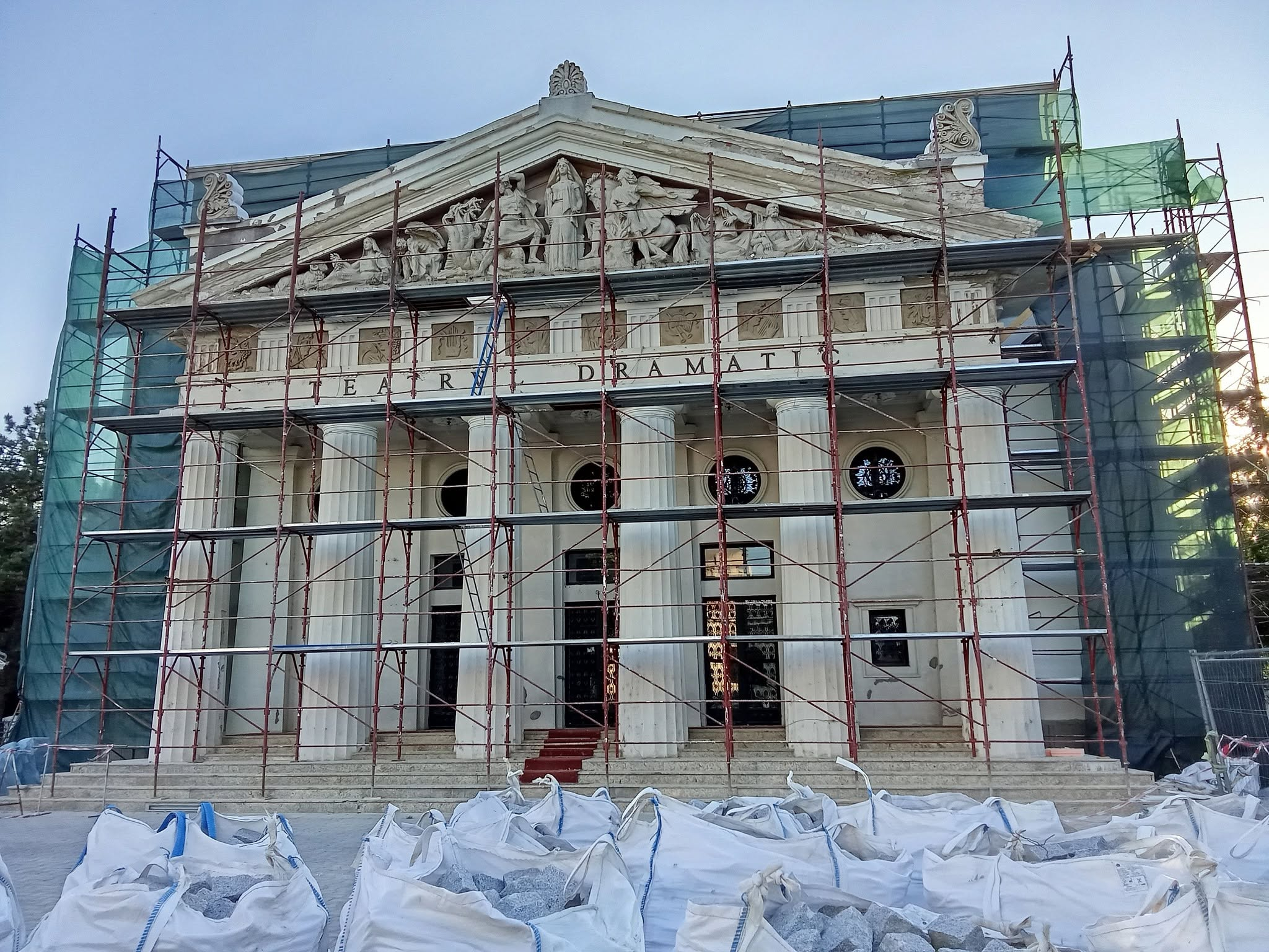 Câţi bani a alocat Guvernul teatrelor gălăţene