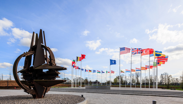 Tratatul original NATO, adus sub escortă la Bruxelles