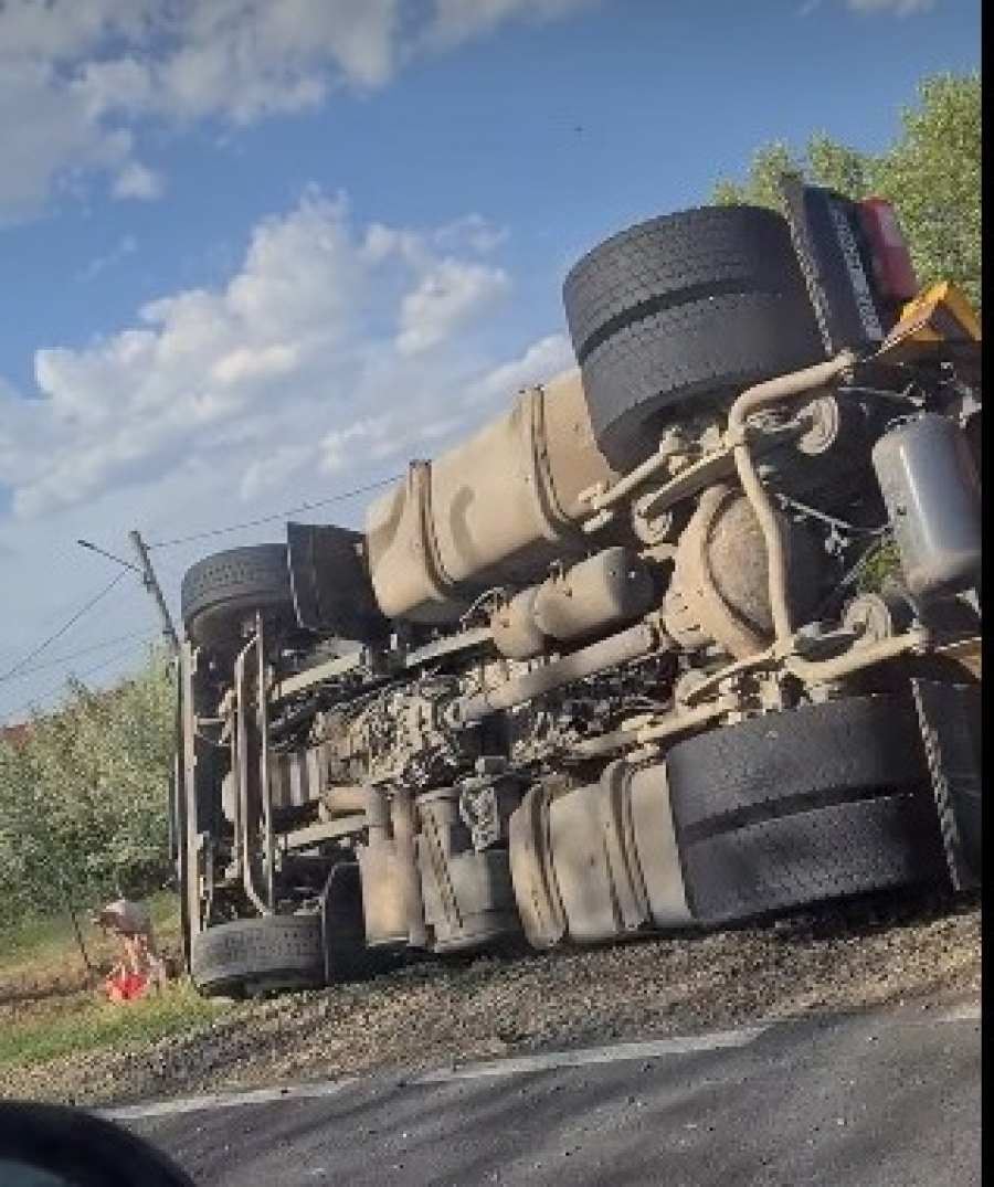 Săptămâna și camionul răsturnat, într-o comună gălățeană