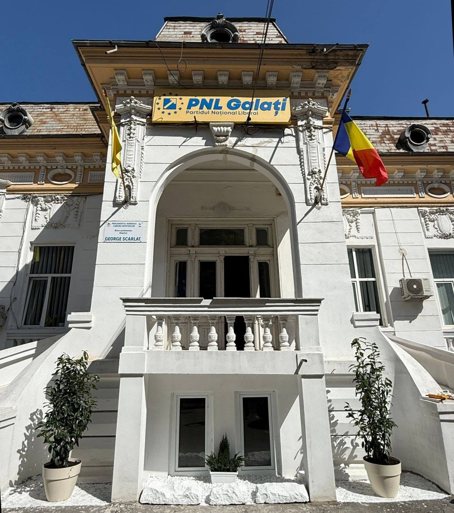 UPDATE. Doi economişti şi un antreprenor, la conducerea municipalei PNL Galaţi