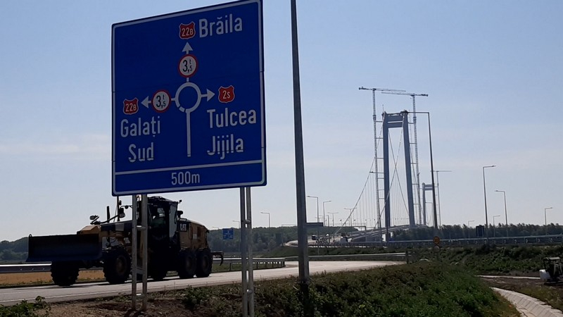"Constructorul podului peste Dunăre se joacă cu focul!"