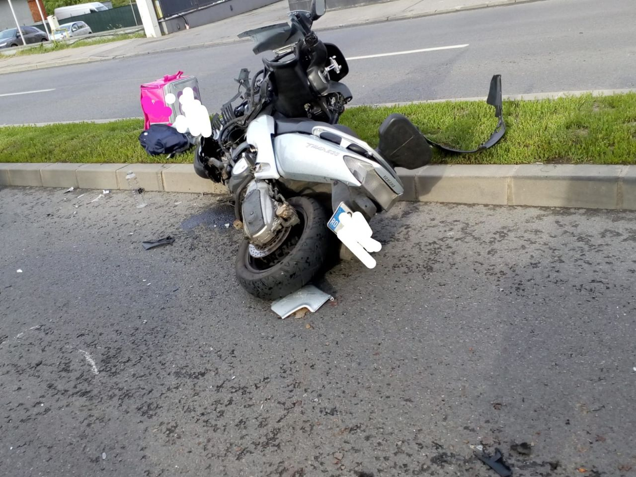 Un mopedist fără permis a făcut accident și a fugit