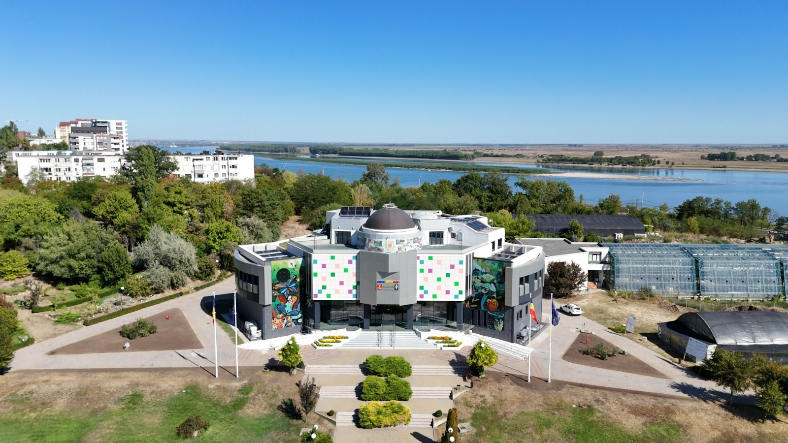 Grevă de avertisment la Zoo Gârboavele și la Grădina Botanică