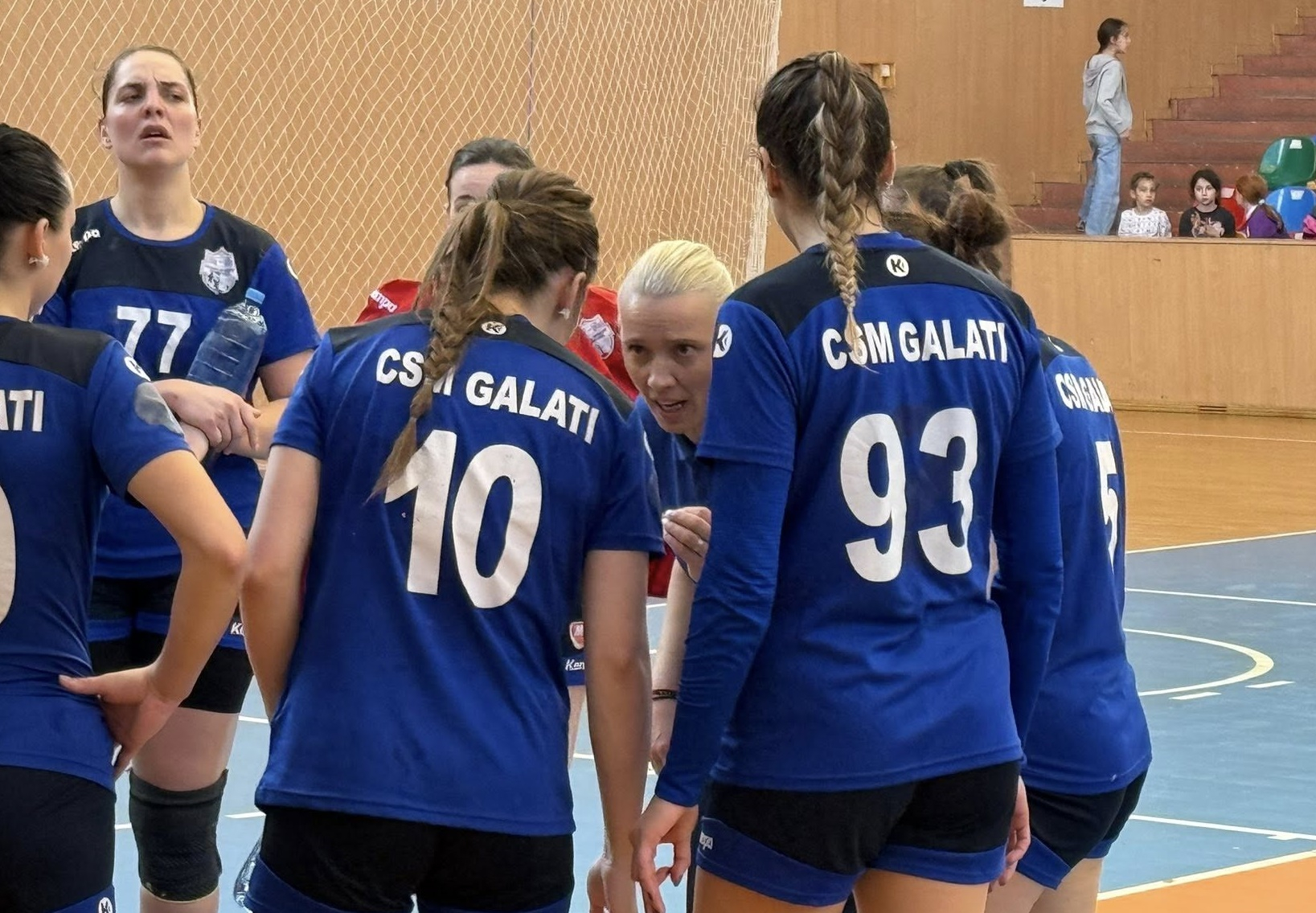 Succes clar în play-off al handbalistelor din Galaţi