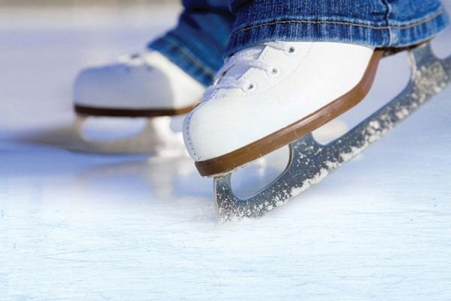 Patinoarul, deschis pentru public de sărbători