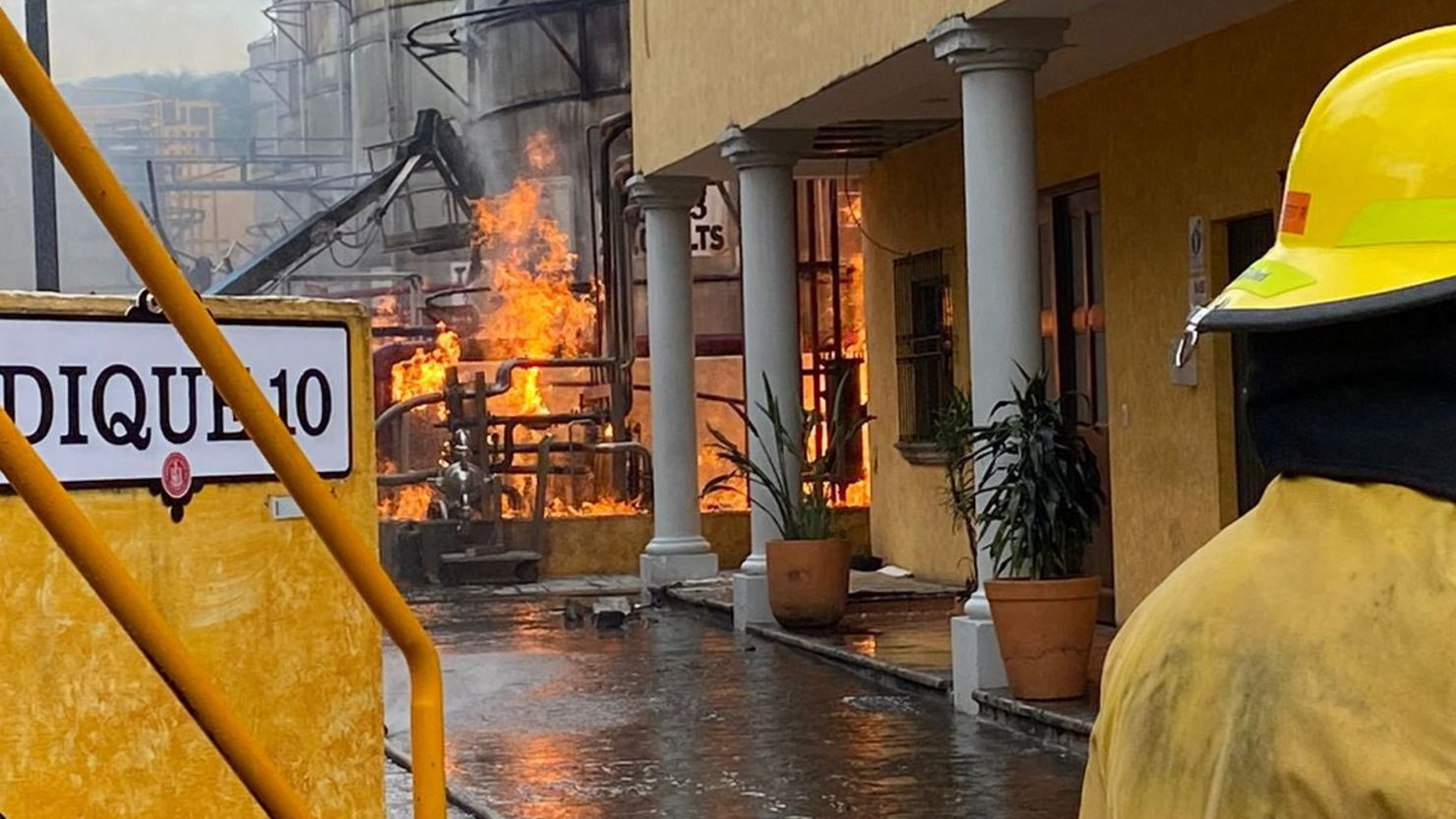 Cinci morți, după o explozie la o fabrică de tequila