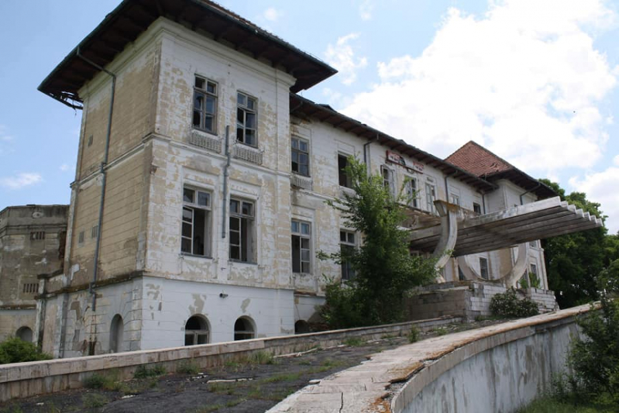 Conacul Unirii Principatelor de la Ţigăneşti intră în restaurare