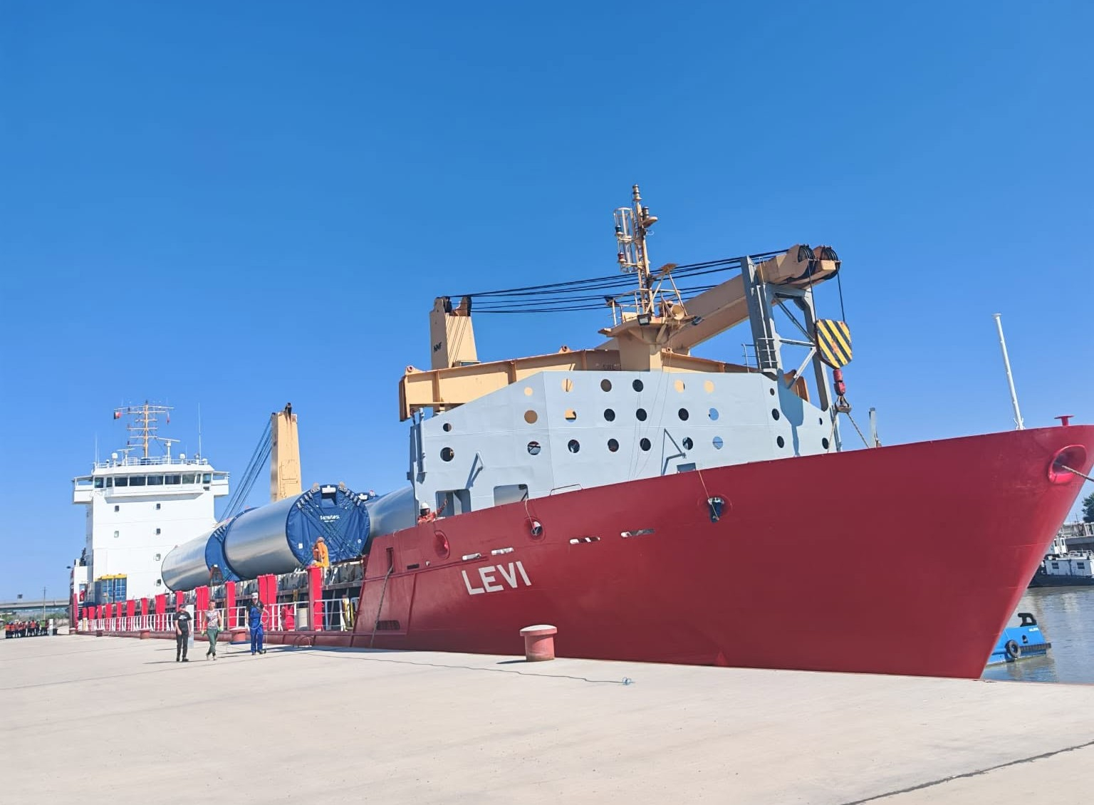 Premieră. Prima navă care intră în Port Bazinul Nou după 38 de ani